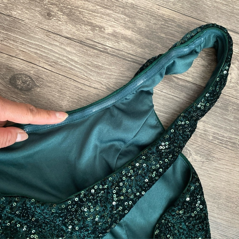 Lulu's One Shoulder Green Sequin One Shoulder Mini Dress Size M - Picture 7 of 11